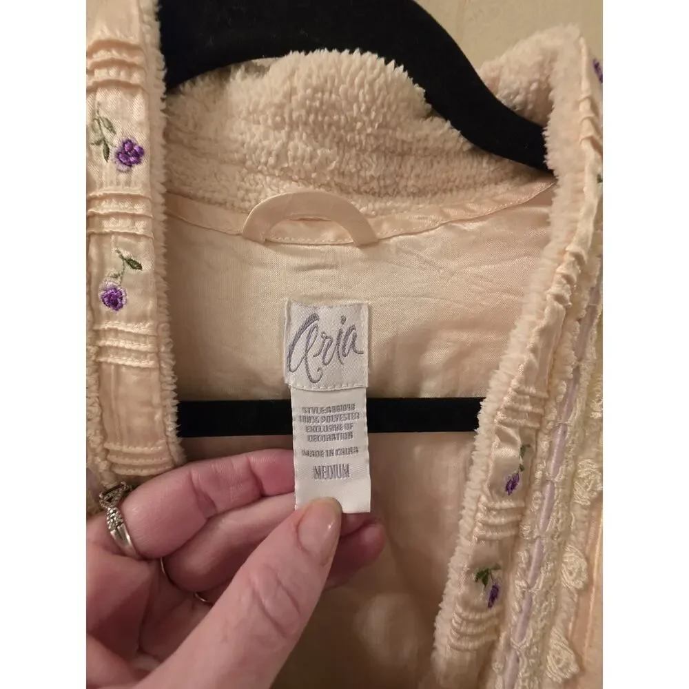 Aerie Floral Embroidered Terry Cloth Fleece Robe Purple Flower Detail M Granny